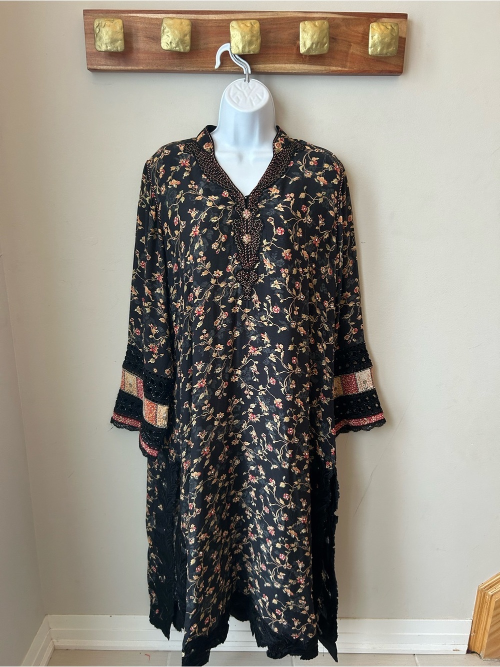 Stunning Kaftan Tunic Dress Boho Luxe Embroidered | Johnny Was Style Artisan - Picture 3 of 16